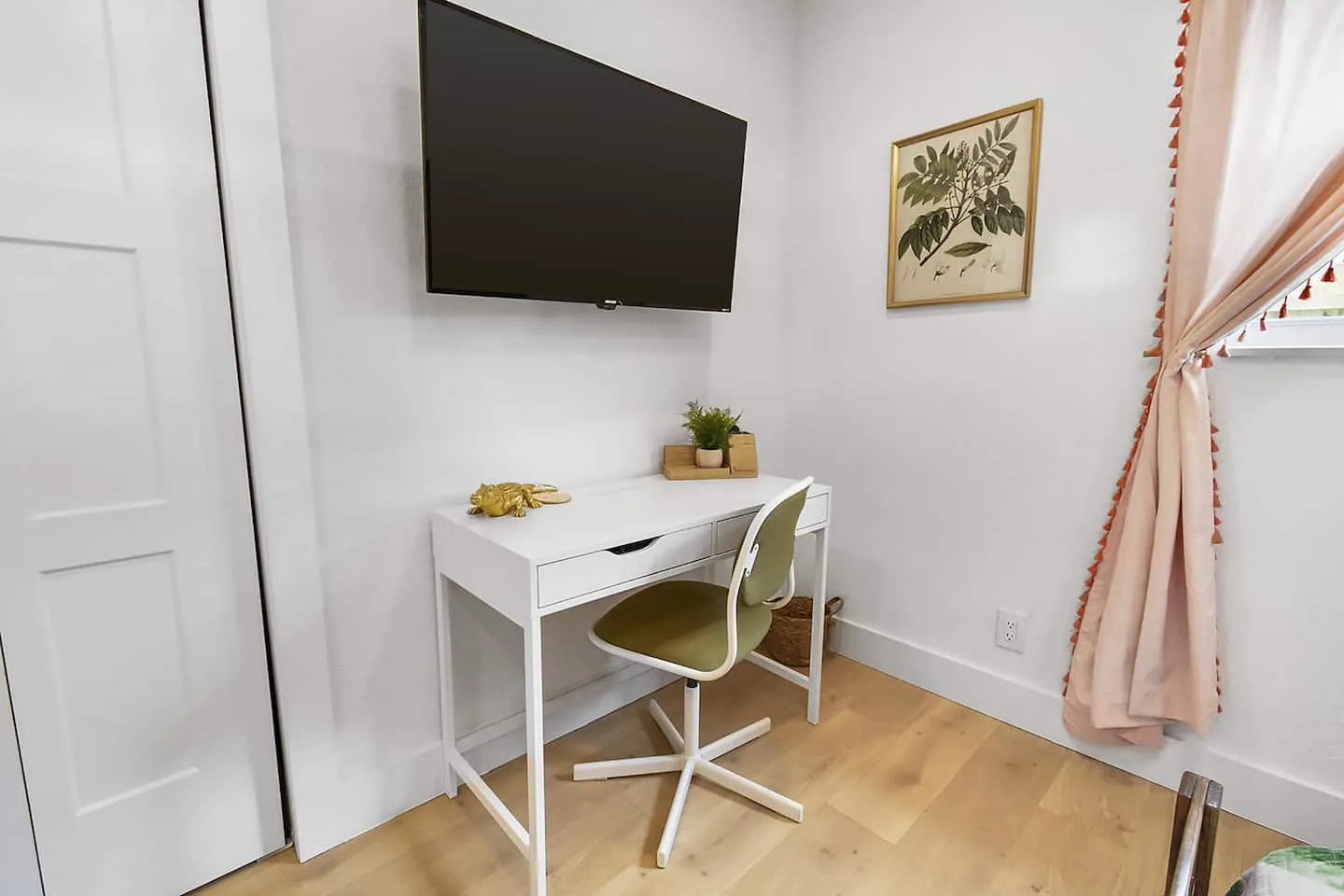 A second dedicated workspace!