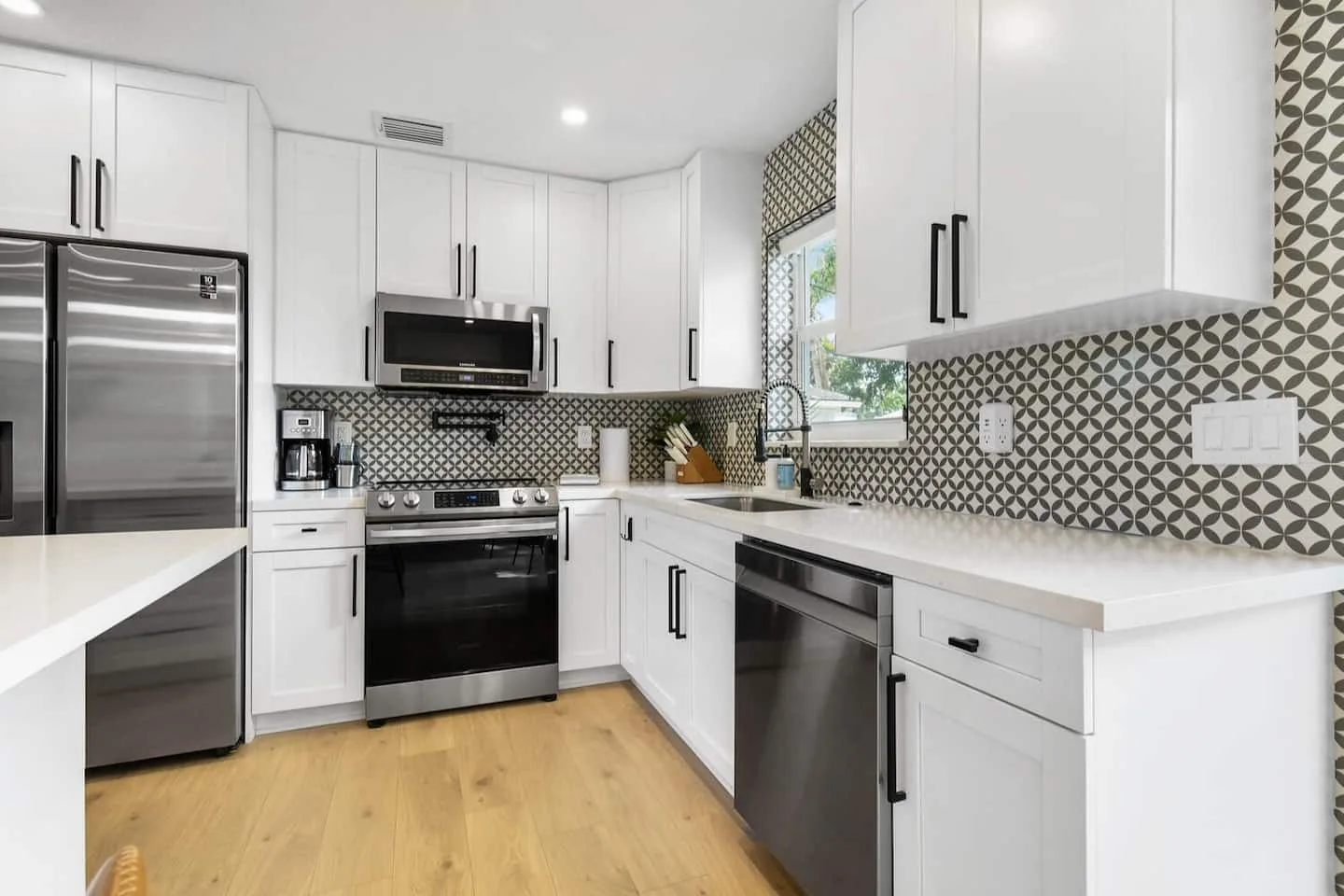 Brand new kitchen - fully equipped!